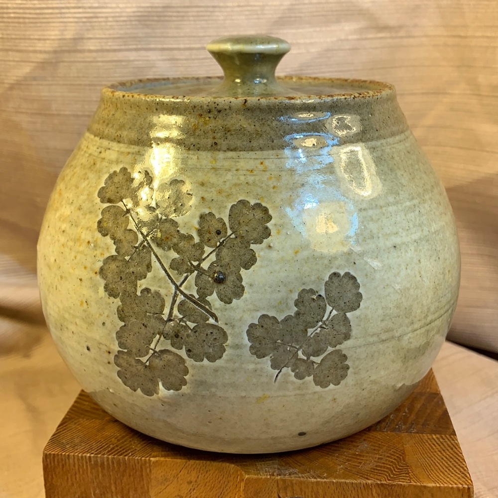 Katherine Tishman Blacklock pot w/lid Pottery